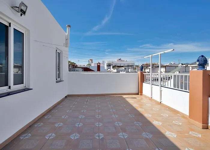 Apartamento En El Centro De San Pedro Con Parking - Del Valle 72 1