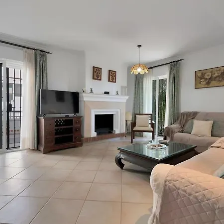 Apartamento En El Centro De San Pedro Con Parking - Del Valle 72 1 Marbella Exterior photo